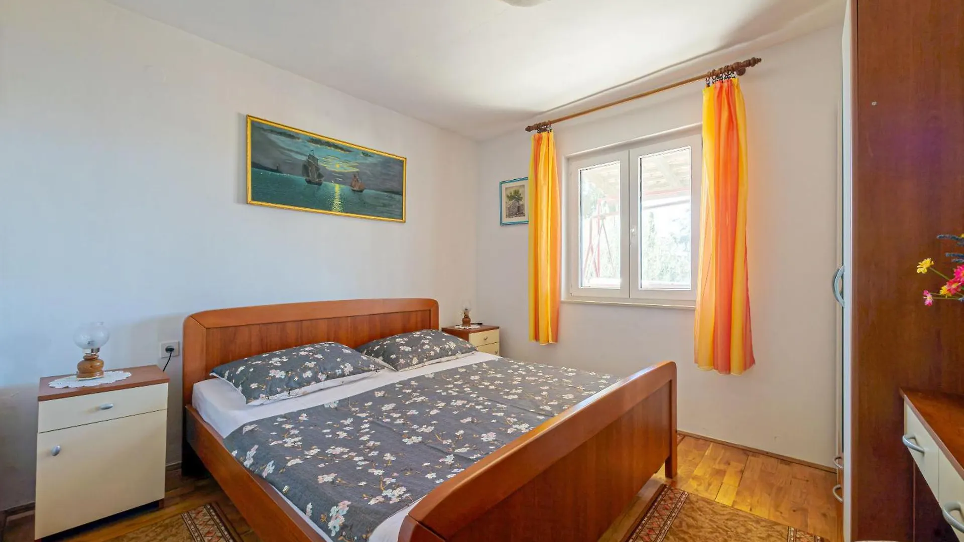 Apartment Vera Trogir 0*,  Croatia
